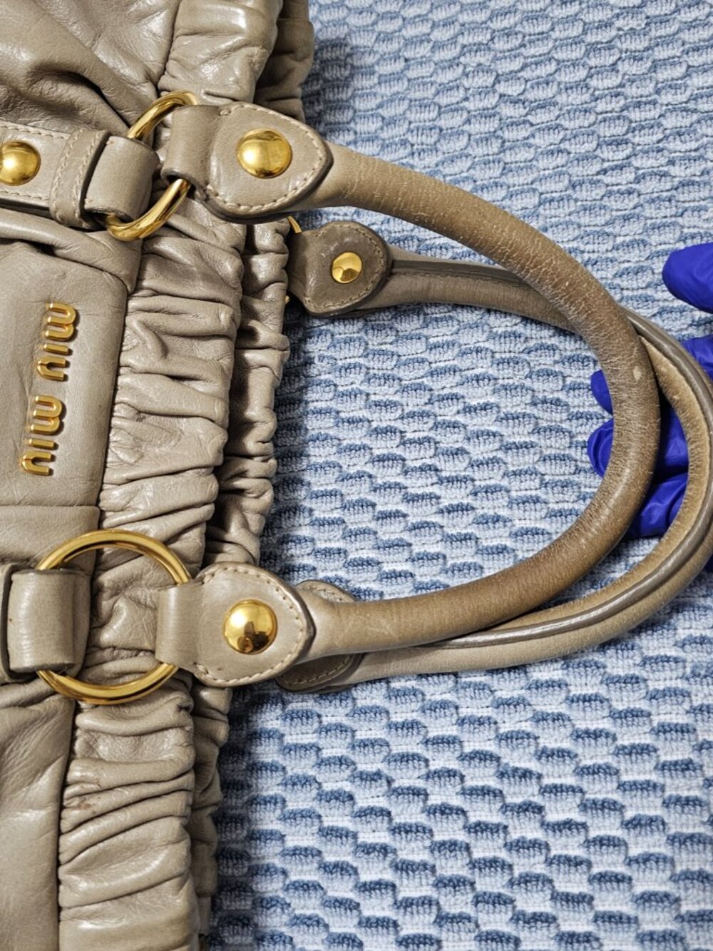 Miu Miu Beige Vitello Leather Handbag with Side Ribbon Made in Turkey No strap - Picture 10 of 10